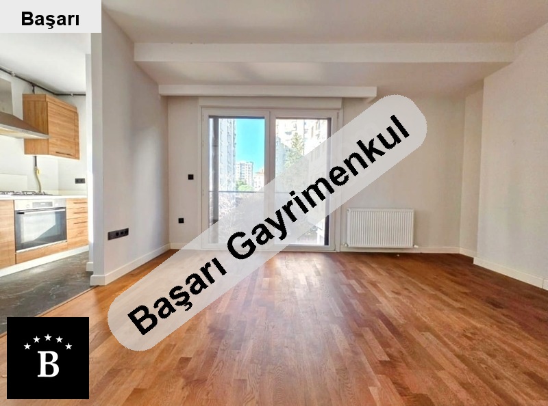 Başarı'dan erenköy bağdat caddesine  minibüs yoluna yakın 2+1