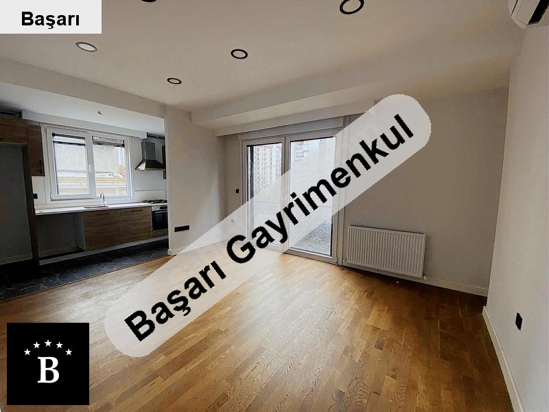 Başarı'dan erenköy'de bağdat cad ile mi̇nübüs i 80 m2 2+1 satilik dai̇re
