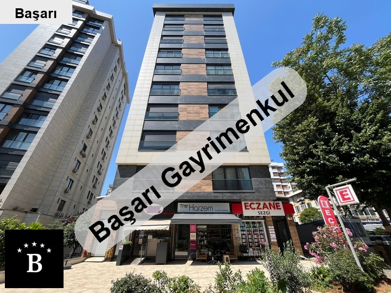 Başarı'dan suadiye'de feride geçidi'ne 4binada balkonlu ebanyolu 3+1 boş