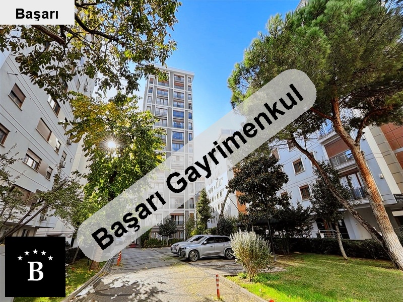 Başarı'dan erenköy'de bağdat caddesine yakın geniş mutfaklı 130m² net 3+1
