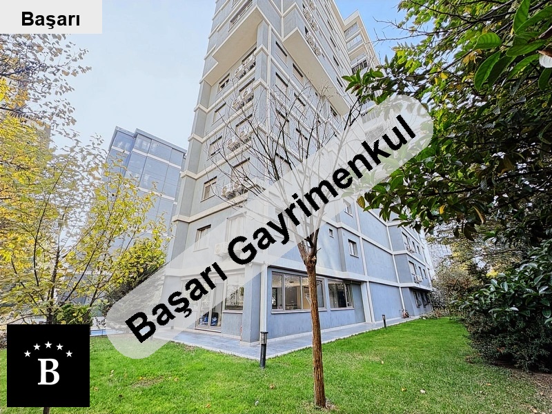 Başarı'dan  suadi̇ye bağdat cad yakini 3+1 125m2 boş satilik
