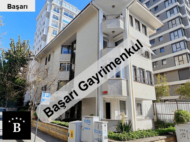 Başarı'dan kadiköy suadi̇ye mah kuzu sok sahi̇le 200 mt satilik dai̇re