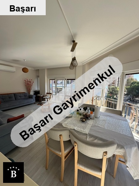 Başarı'dan  erenköy zihni paşada marmarayın önü 3+2 dubleks