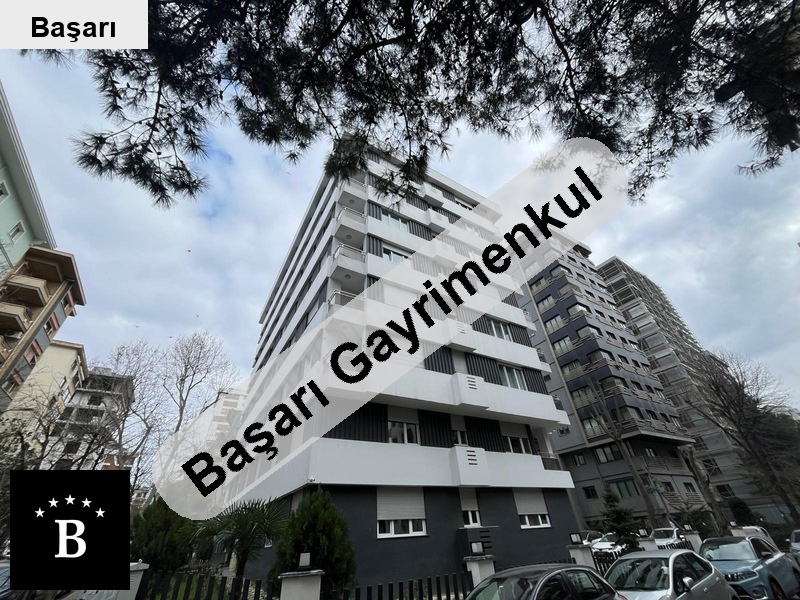 Başarı'dan suadiye'de marmaray  bağdat caddesine yakın ön cephe boş 2+1