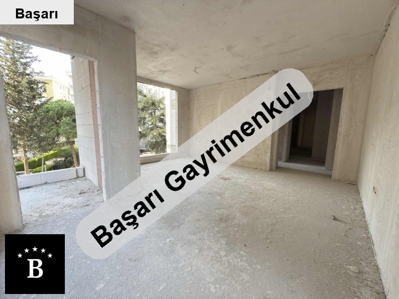 Başarı'dan ' suadi̇ye şaşkinbakkalda balkonlu ebeynli̇ 3+1