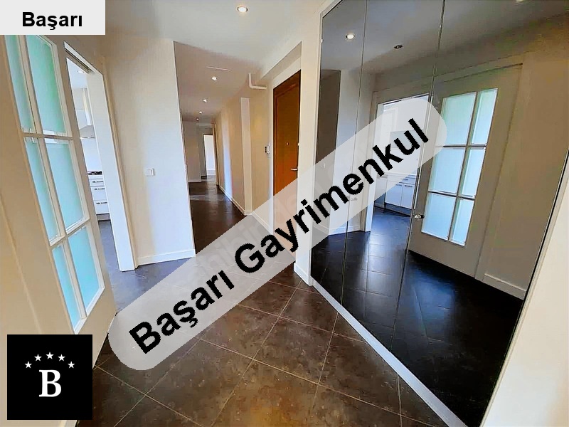 Başarı'dan si̇te özelli̇kli̇ genç bi̇nada satilik