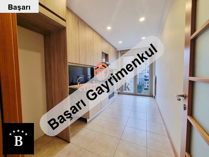 Başarı'dan  suadi̇ye'de güzel konumda 2018 yapimi 3+1 boş dai̇re