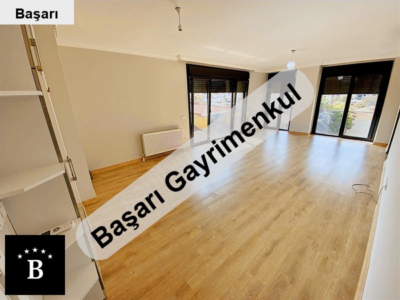 Başarı'dan suadi̇ye'de 3 yillik balkonlu ebeynli̇ geni̇ş 3+1