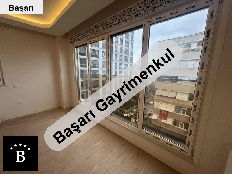 Başarı'dan bostanci'da sahi̇le yakin 85m2 net sifir 3+1 dai̇re