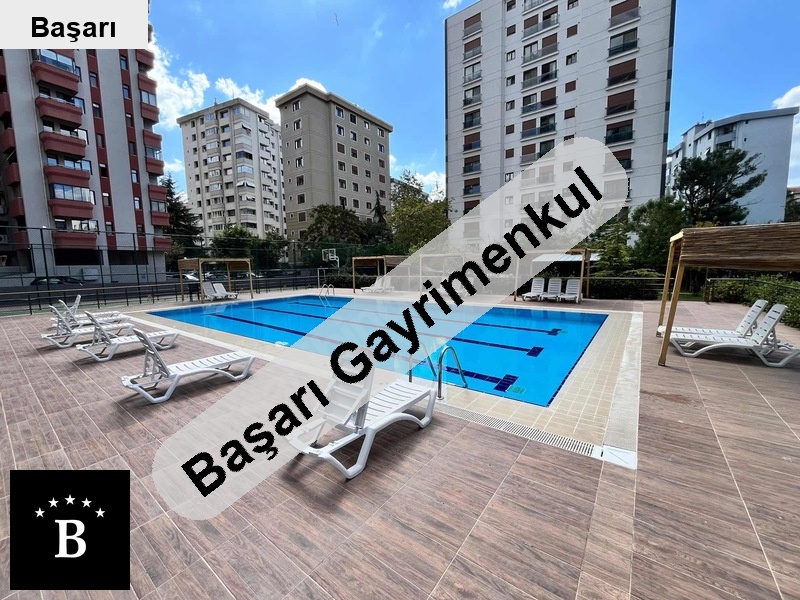 Başarı'dan erenköy minibüs sinde yüzme havuzlu binada satılık daire
