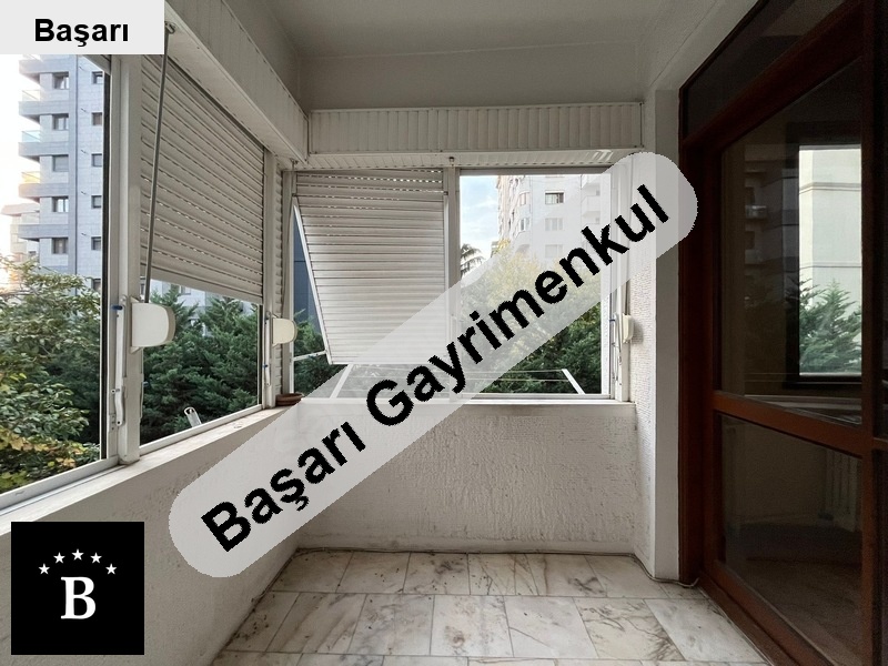 Başarı'dan suadiye zara'ya 6bina konumunda yatırım değeri yüksek 3+1 boş