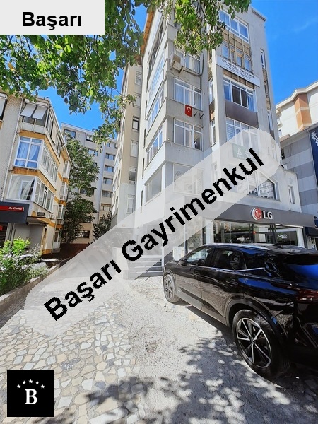 Başarı'dan suadi̇ye ayşekadin'da satilik 200m2 teraslidubleks çevi̇k