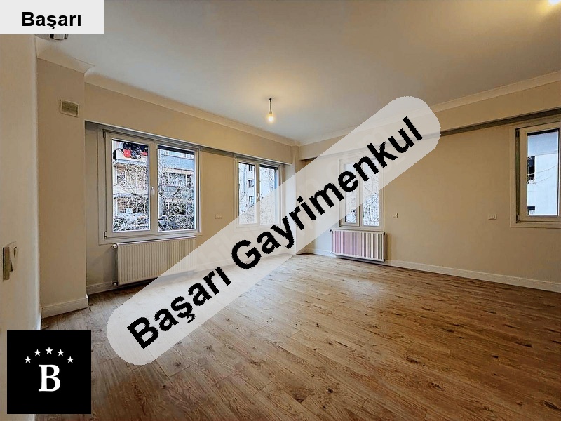Başarı'dan suadi̇ye'de satilik 2+1 boş dai̇re / feri̇de geçi̇di̇nde