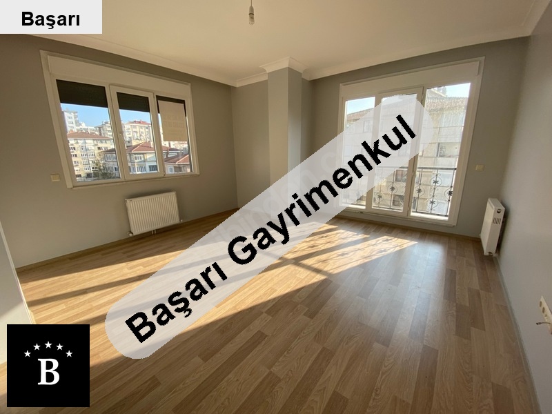 Başarı'dan erenköy de kaptan ari̇f sokakta satilik geni̇ş 2+1 dai̇re