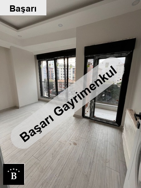 Başarı'dan merkezi̇ lokasyonda sifir bi̇nada 95m²net
