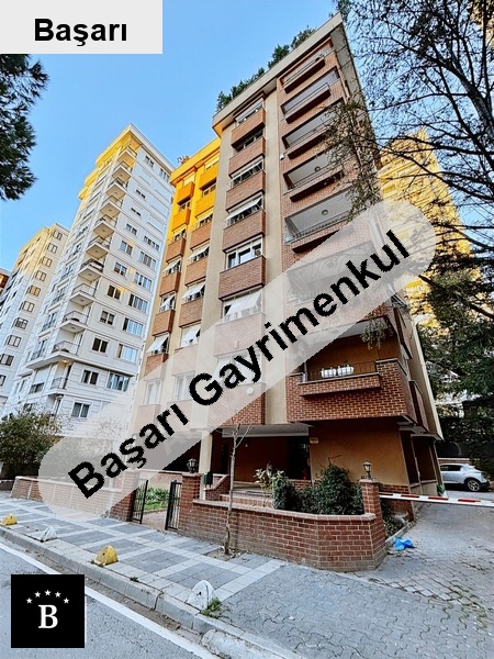 Başarı'dan erenköy bağdat si̇ne yakin 180m2 4+1 satilik dai̇re