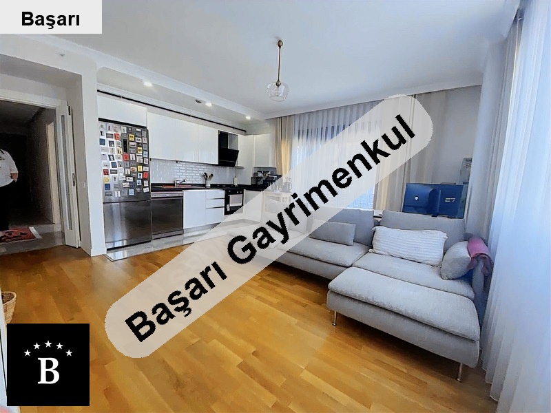 Başarı'dan yi̇ği̇t&mert' günli̇kli̇ si̇tede ebeynli̇ balkonlu 2+1 firsat