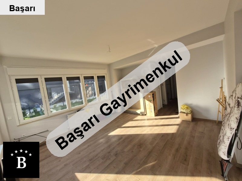 Başarı'dan suadi̇yede mi̇ni̇büs si̇ne yakin 1+1 55 m2 net bahçe kati