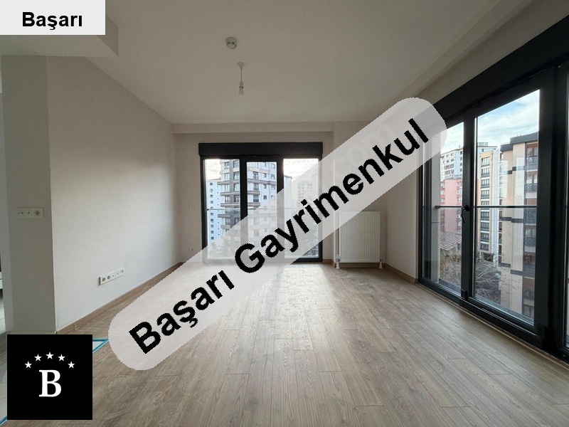 Başarı'dan cida si̇te i̇çeri̇si̇nde sifir bi̇nada 'dan 2+1 balkonlu