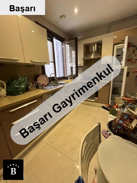 Başarı'dan suadiye marmaray bağdat  yakını 90 m2 net 1 kat ön