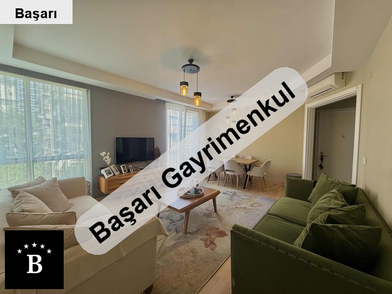 Başarı'dan özel dekore 6 yıllık binada 83 m2 net ebeynli