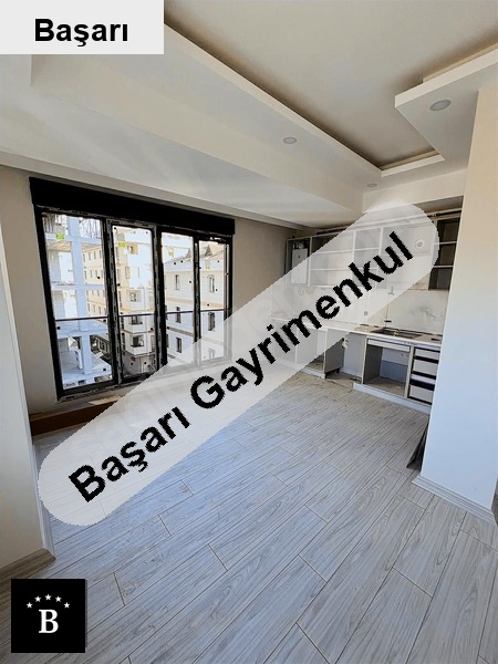 Başarı'dan  üzeri̇nde sifir bi̇nada ultra lüks 2+1 dai̇re