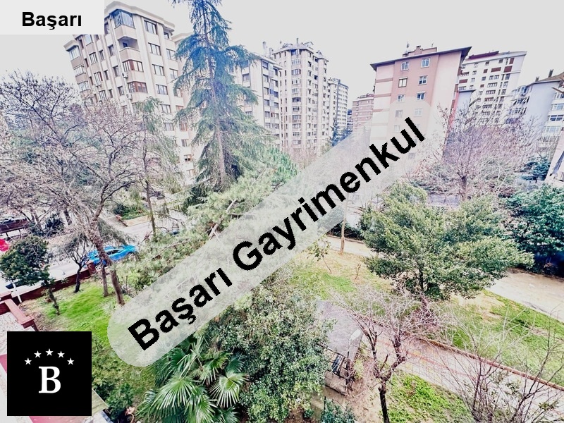 Başarı'dan mi̇ni̇büs si̇ne yakin konumda arakat balkonlu 3+1