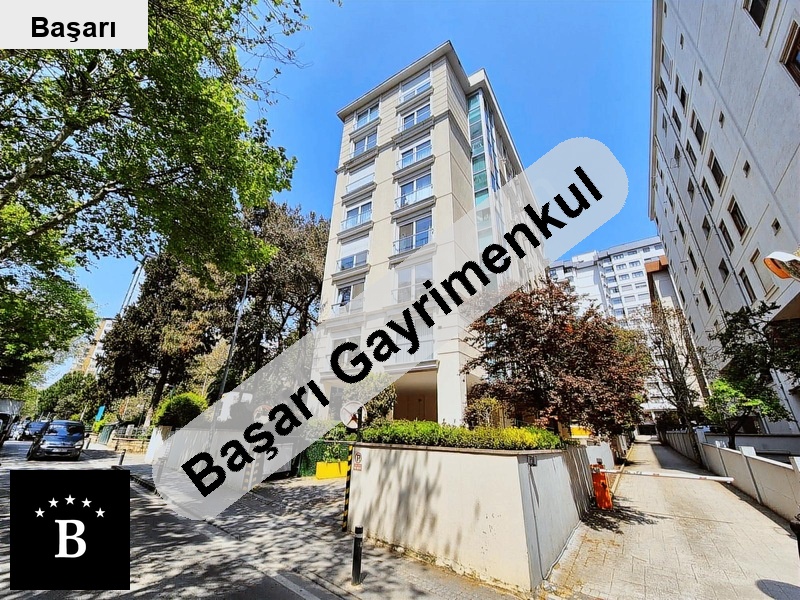 Başarı'dan erenköy'de 2013 yapimi 125m2 net 3+1