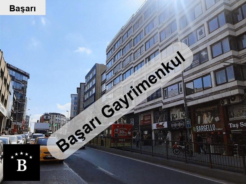 Başarı'dan araç takasli ofi̇s kadiköy bulvar çarşisi