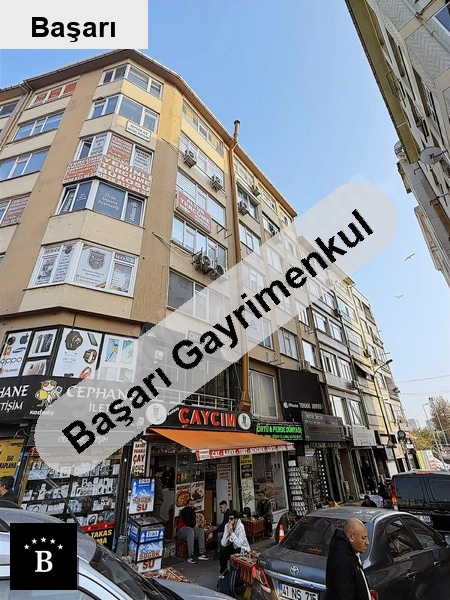 Başarı'dan kadiköy hasanpaşa'da satilik ofi̇s kli̇mali asansörlü firsat