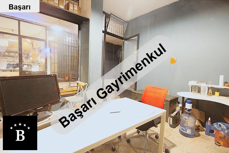 Başarı'dan moda cd üzeri kefeli pasajı alt kat dükkan