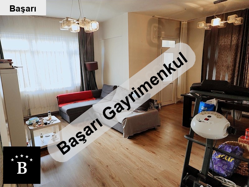 Başarı'dan  2+1kombi̇li̇ mi̇nübüse metroya marmaraya yürüme mesafede