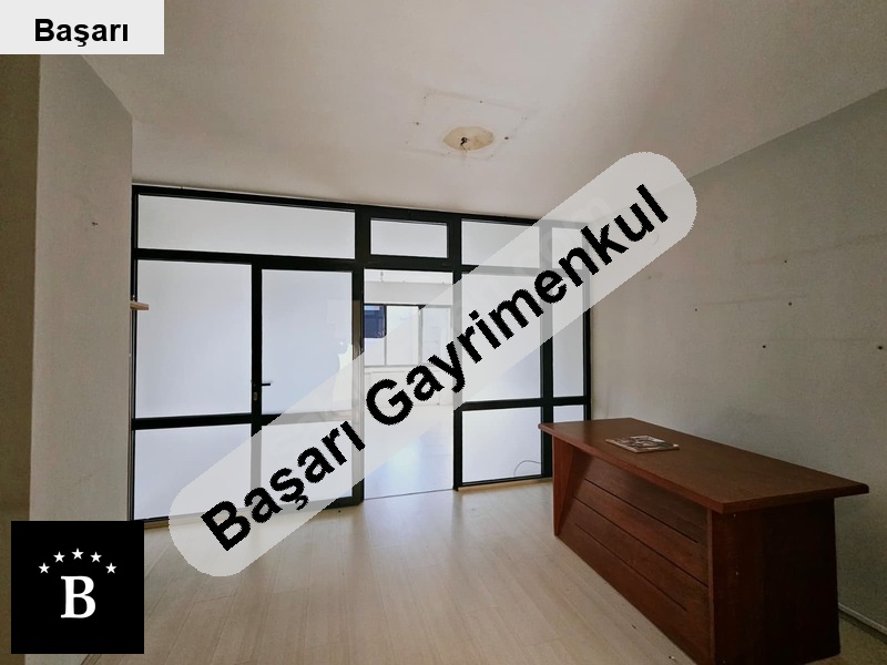 Başarı'dan kadiköy altin çarşida satilik hazir kullanima uygun ofi̇s