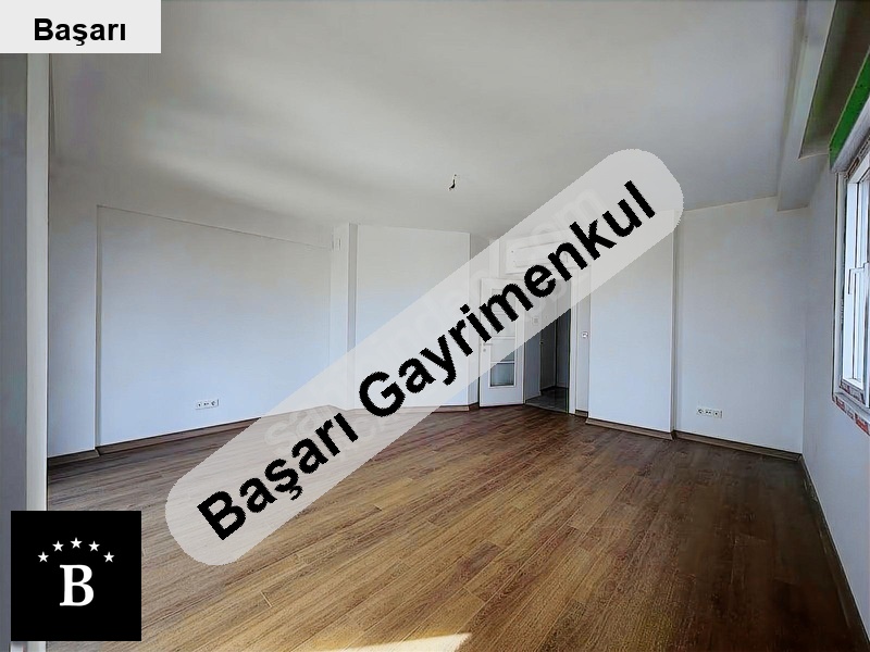 Başarı'dan erenköy'de ' marmaray yakin 3+1 yeni̇ bi̇na lüks satilik