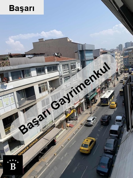 Başarı'dan kadiköy altiyol boğaya çok yakin satilik büro ofi̇s