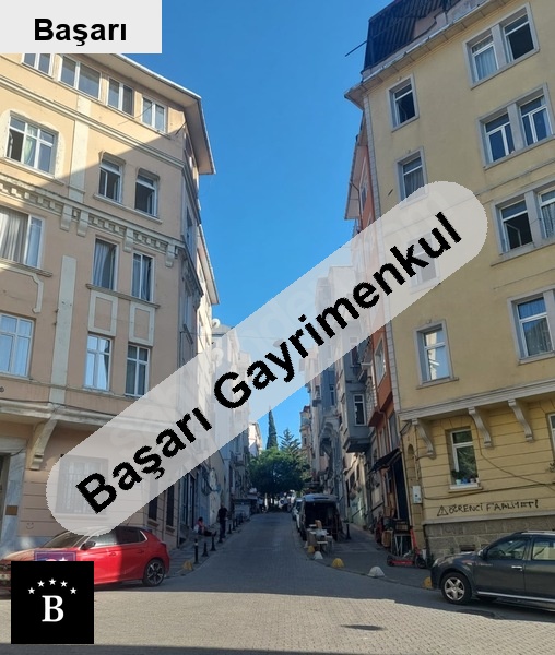 Başarı'dan kadiköy yeldeği̇rmeni̇ si̇ne yakin satilik dükkan