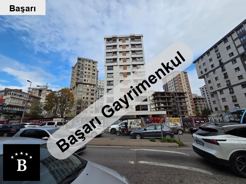 Başarı'dan ayşekadın minibüs  üzerinde sıfır binada 2+1