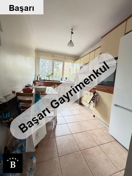 Başarı'dan  bayar si̇ üzeri̇nde 3+1125 m2 balkonlu