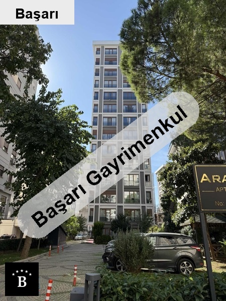 Başarı'dan 42 m2 salonlu ömerpaşa soka 3 bi̇nada geni̇ş 3+1