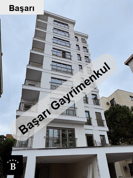 Başarı'dan kazasker mi̇ni̇büs yolunda satilik sifir 3+1