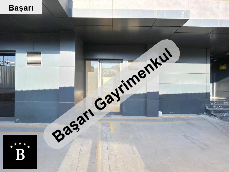 Başarı'dan bağdat  genç depolu dükkan