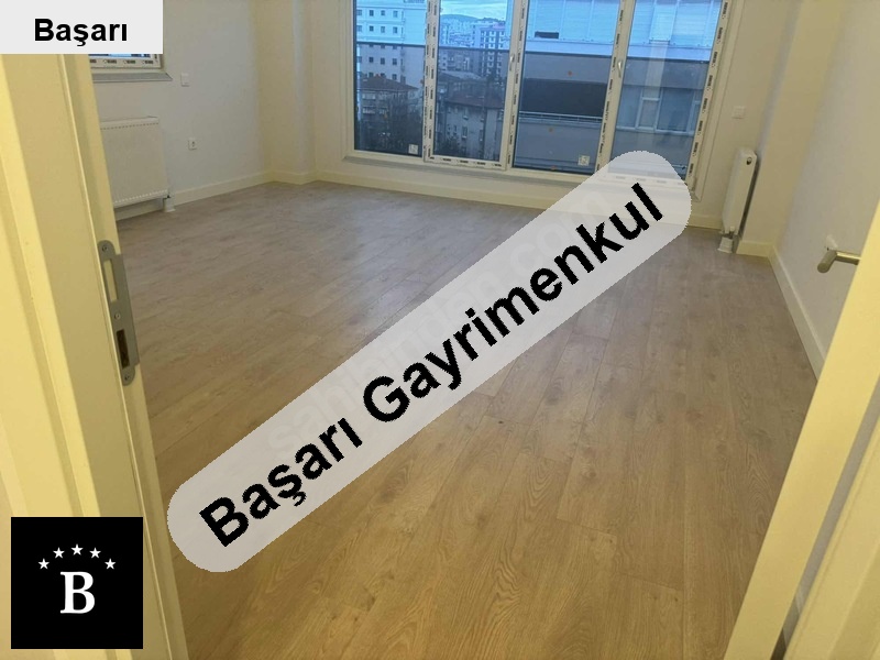 Başarı'dan bagdat si̇ne 3bi̇na da balkonlu boş sifir 3+1 sati