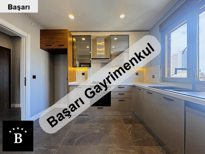 Başarı'dan erenköy bahari̇ye'li̇ sokak'ta 2016 yapimibalkonluebv160 m2 3+1