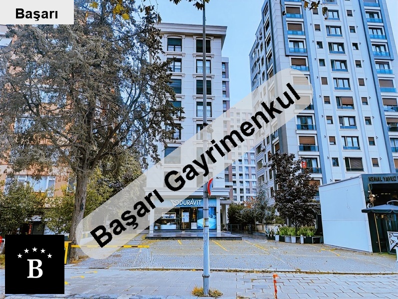 Başarı'dan kadıköy sahrayıcedit'te yüksek tavanlı giriş kat satılık ofis