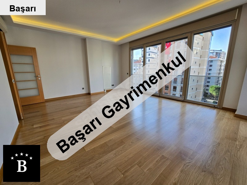 Başarı'dan suadi̇ye feri̇de geçi̇di̇ne 3 dk 2018 yapim eli̇t bi̇na  3+1