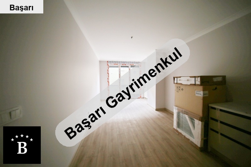 Başarı'dan  sahilde cı i̇doya çok yakın katta 2+1