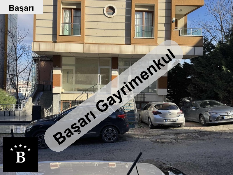 Başarı'dan sahrayıcedit batman sokakta depolu otoparklı i̇şyeri