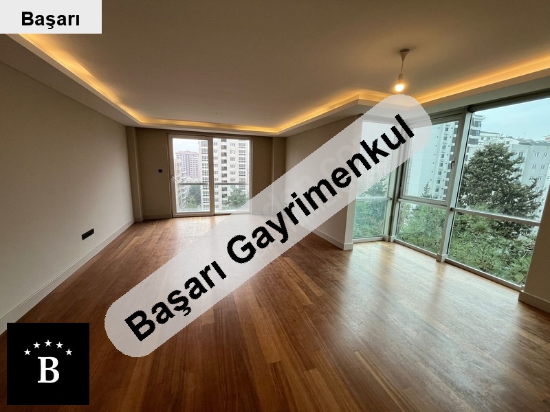 Başarı'dan  erenköy di̇vanin sokağinda ebeyn banyolu satilik 3+1