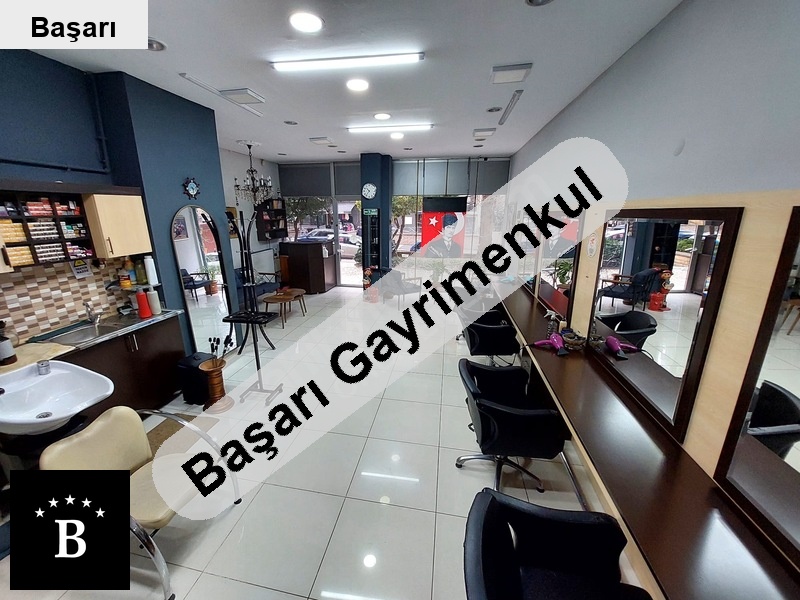 Başarı'dan göztepe çemenzar sokakta 65m2dükkan