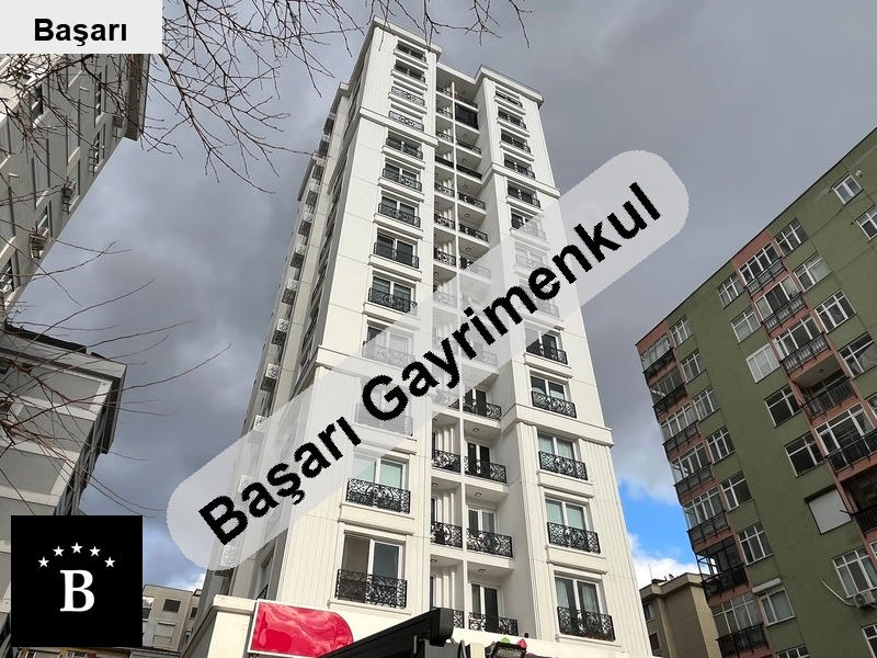 Başarı'dan suadiye'de bağdat cd zara'ya yakın balkonlu yeni 2+1 boş arakat